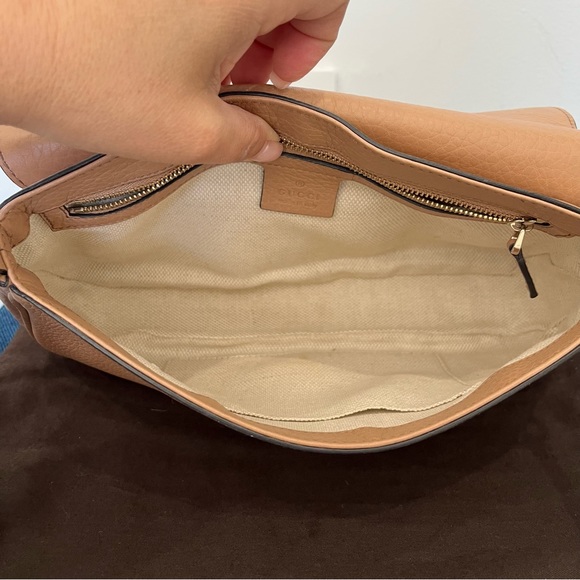 Gucci Soho Crossbody Chain Leather Handbag with Original Duster and Tags in Rose - Picture 14 of 16